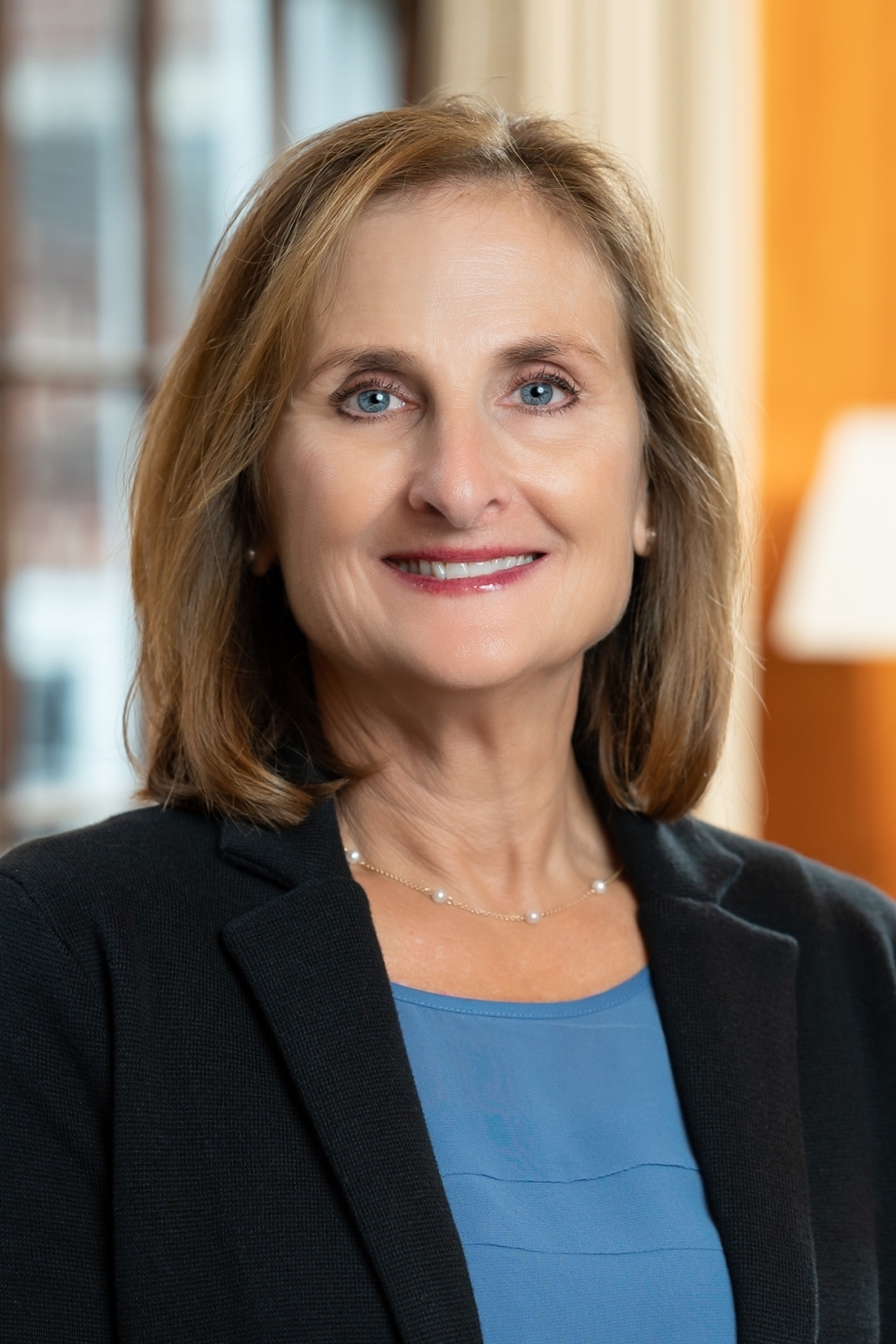 Debbie  Hill, CSA
